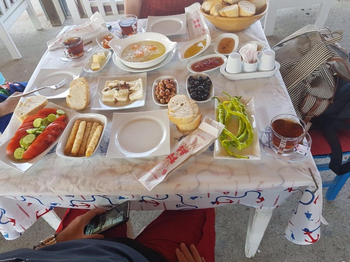 Cumbali Otel Бозджаада Екстериор снимка